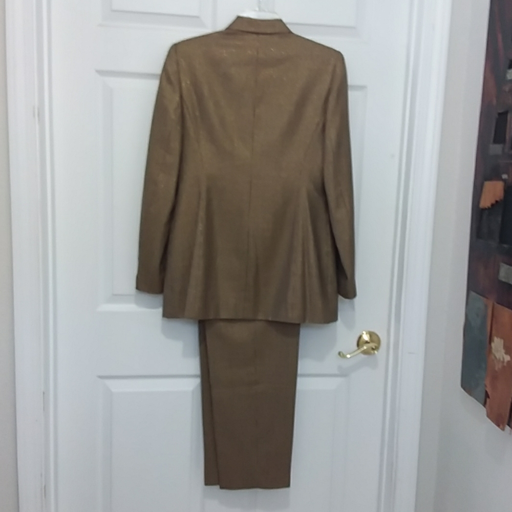 Jones New York size 4 Jacket, size 6 pants - Picture 5 of 5